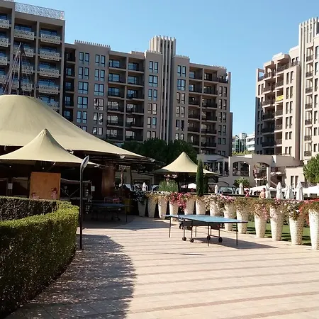 In Royal Beach Apartment Sunny Beach