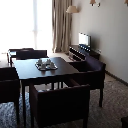 In Royal Beach Apartamento *